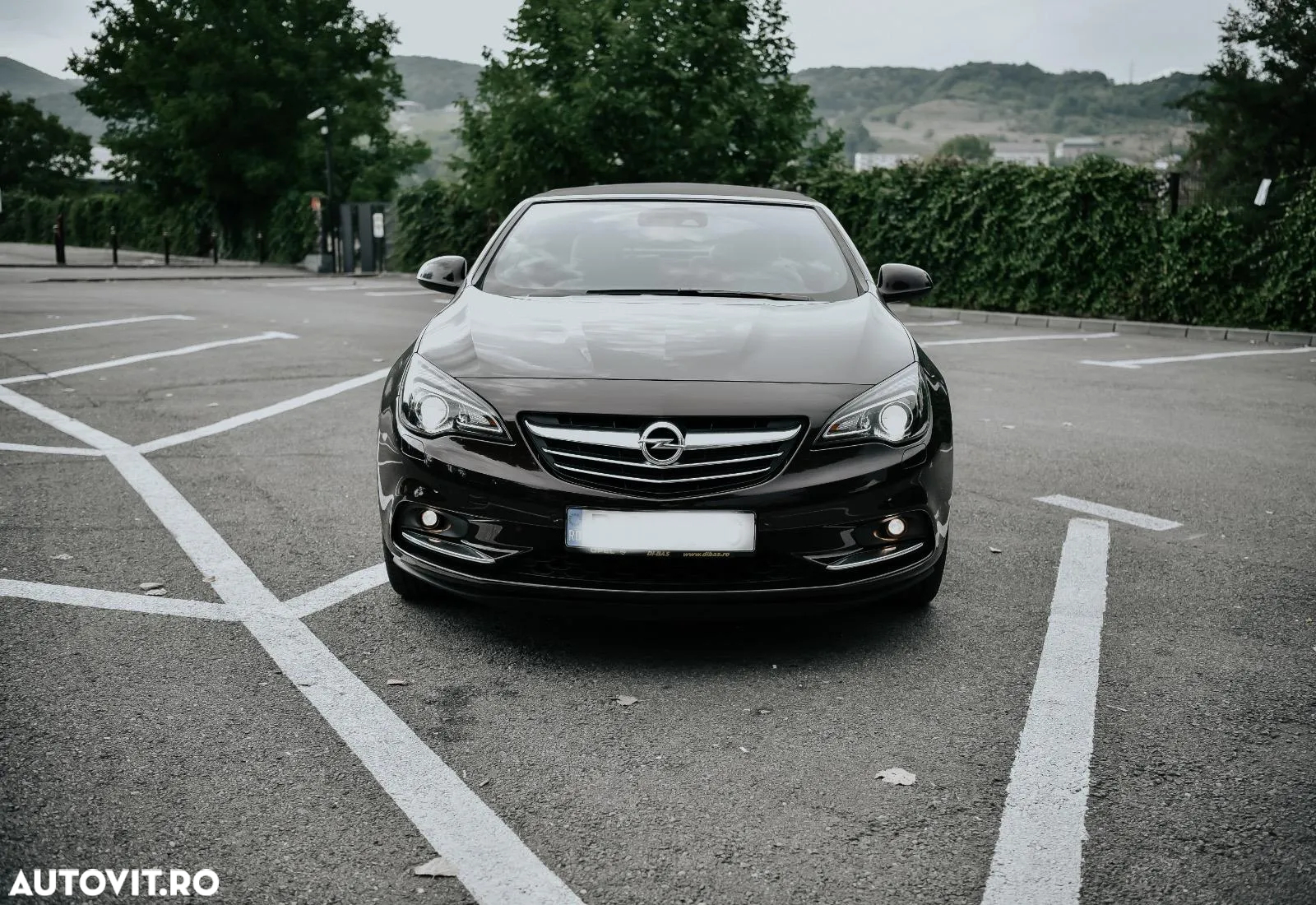 Opel Cascada 1.6 Turbo ECOTEC Start/Stop Cosmo - 2