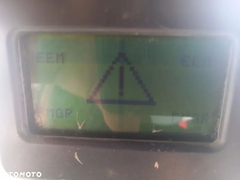 Monitor komputer wyświetlacz CAN Steyr CVT150 Case CVX - 9