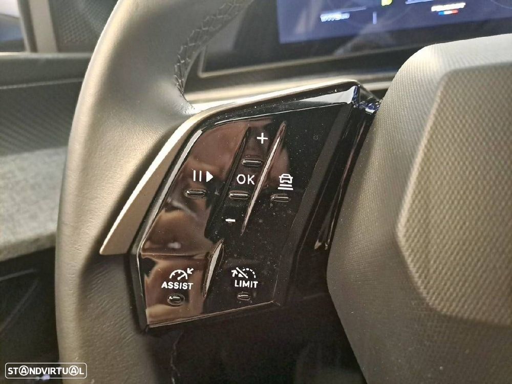 Peugeot 5008 1.2 Hybrid Allure e-DCS6 - 16