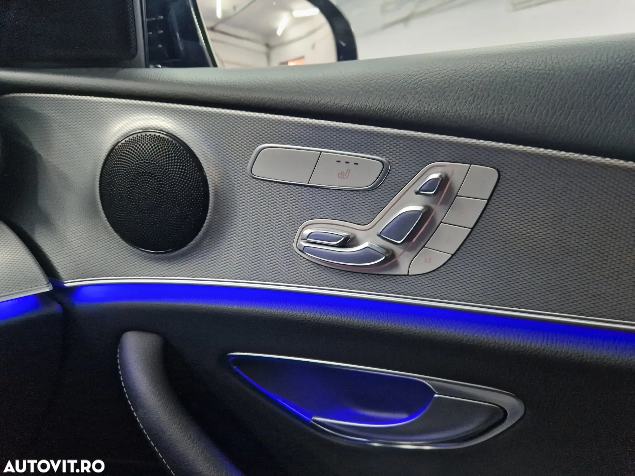 Mercedes-Benz E 220 d T 9G-TRONIC Avantgarde - 10