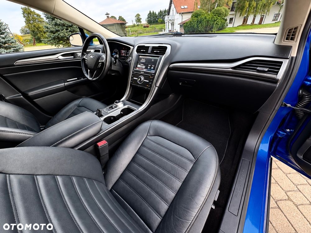 Ford Fusion 2.0 EcoBoost Titanium - 6