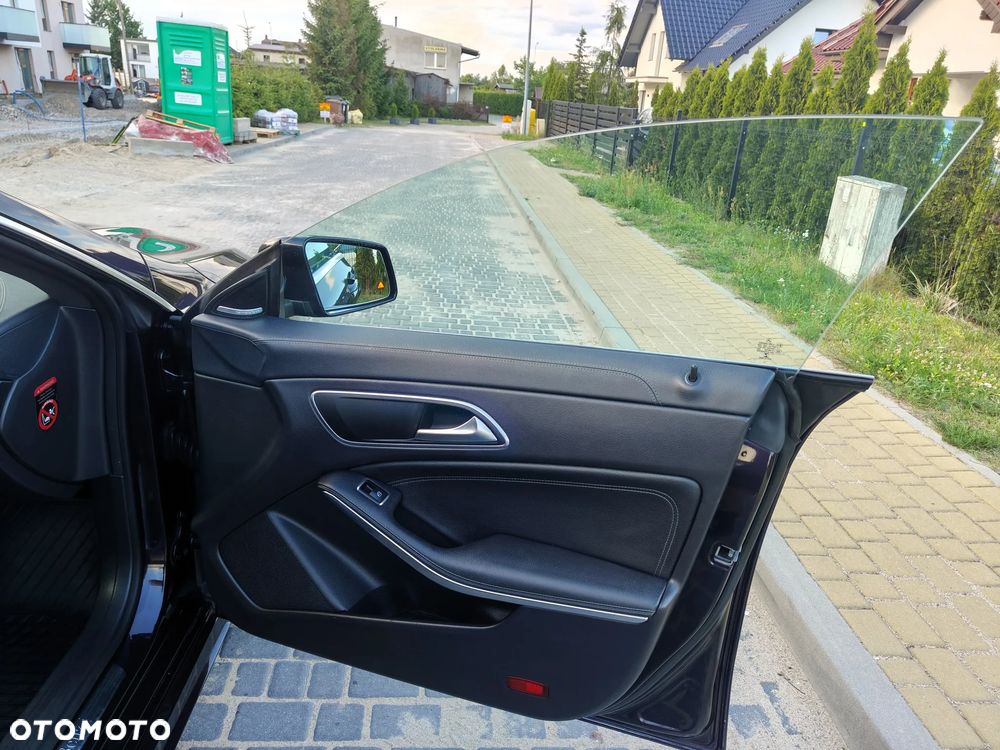 Mercedes-Benz CLA 200 7G-DCT Edition 1 - 20