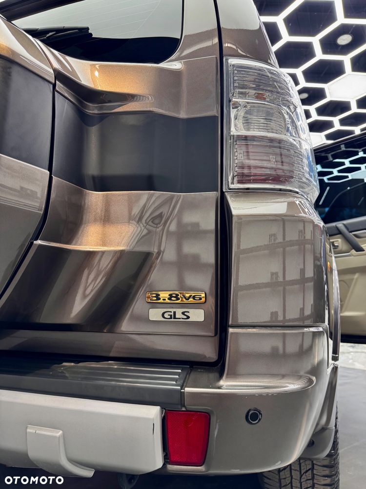 Mitsubishi Pajero 3.8 V6 Automatik Instyle - 19