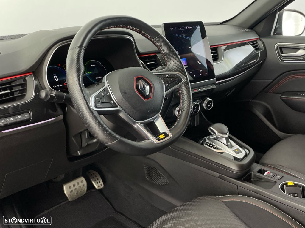 Renault Arkana 1.6 E-Tech Full Hybrid Techno - 17