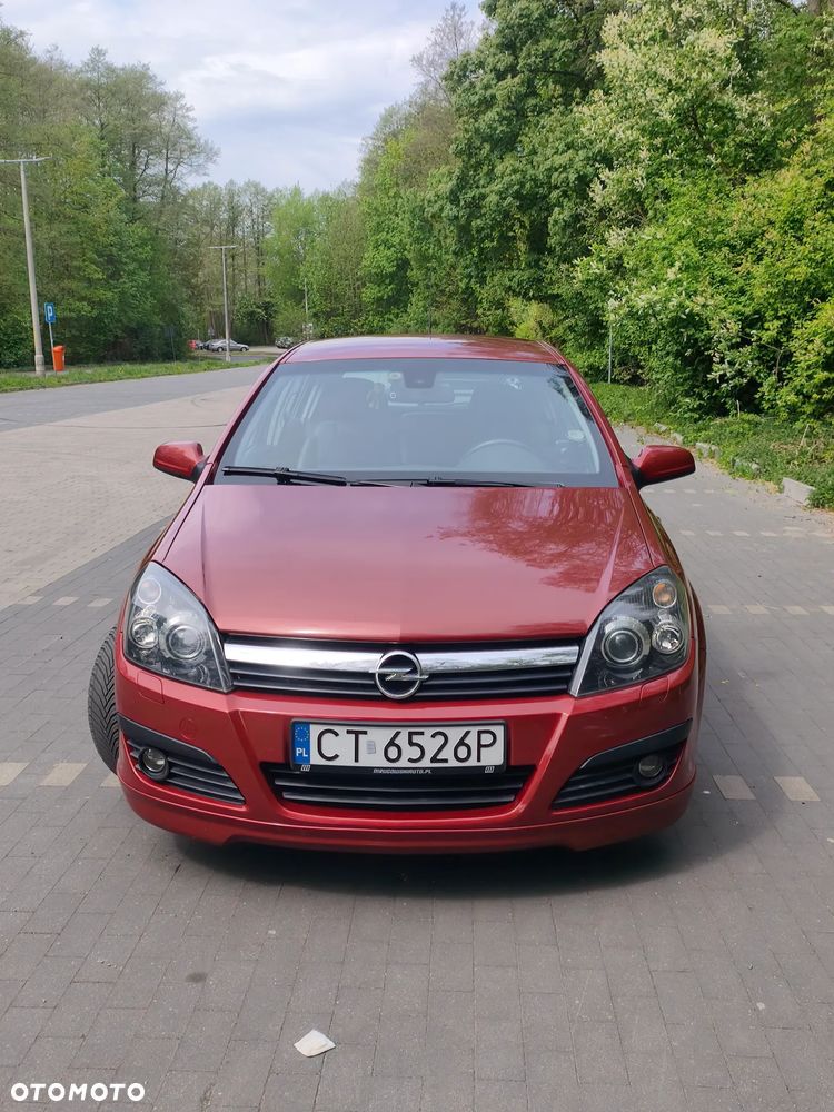 Opel Astra 2.0 T Cosmo - 7