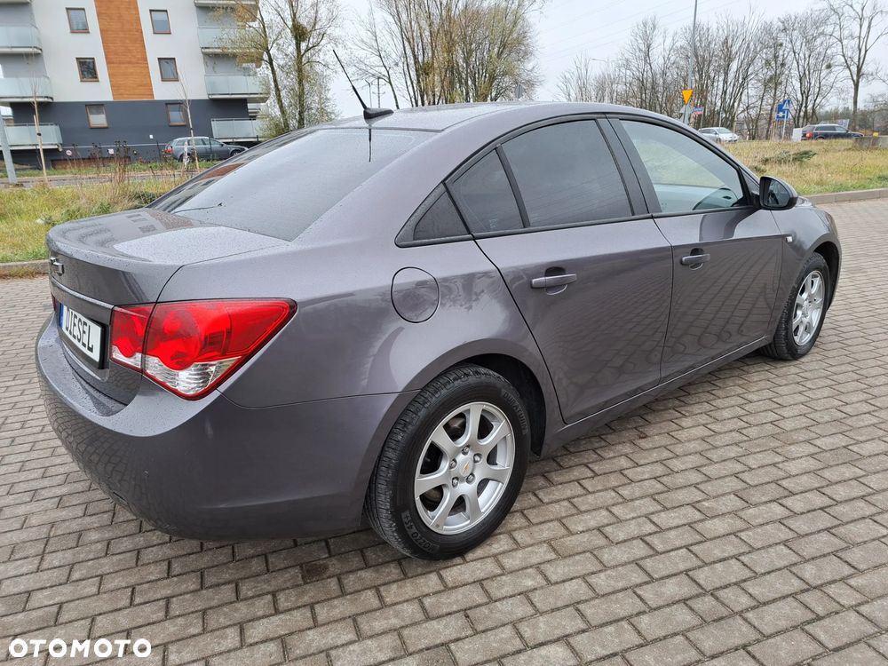 Chevrolet Cruze - 7