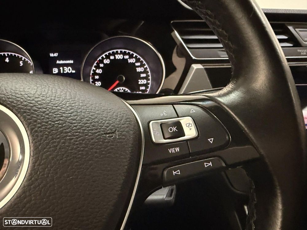 VW Touran 1.5 TSI Confortline - 18