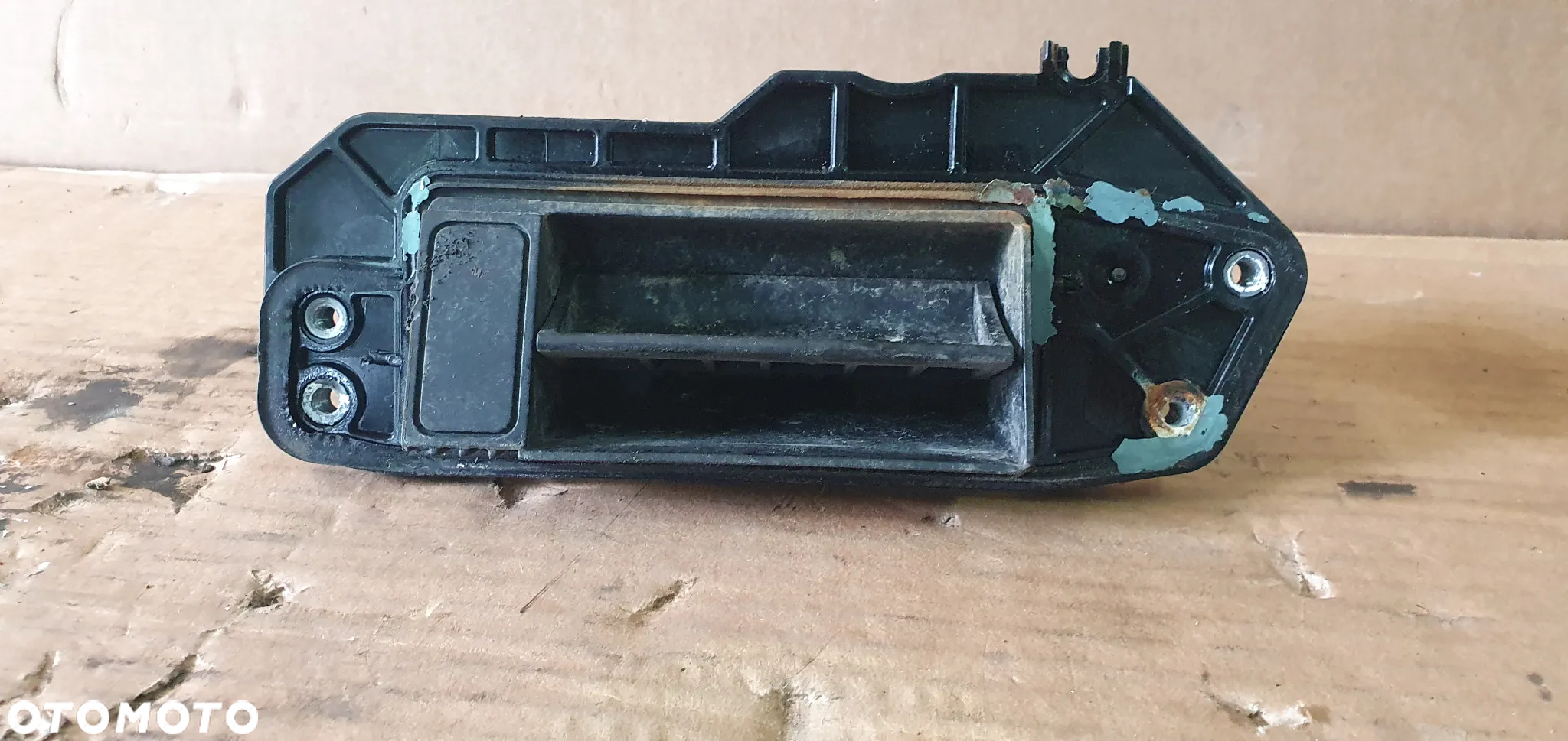Zamek klapy bagażnika klamka mikrostyk Mercedes E-Klasa W211 A2117400693 - 3