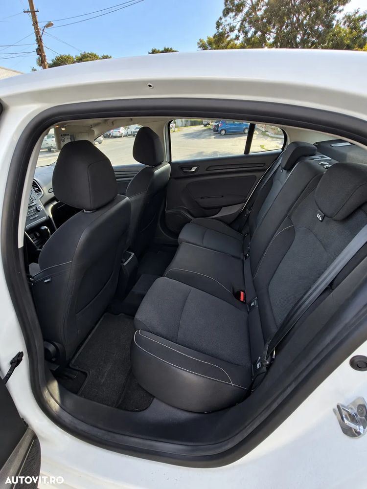 Renault Megane - 8