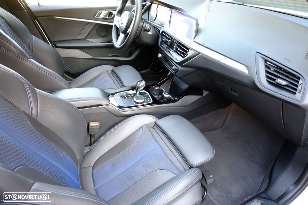 BMW 118 i Pack Desportivo M Auto - 13