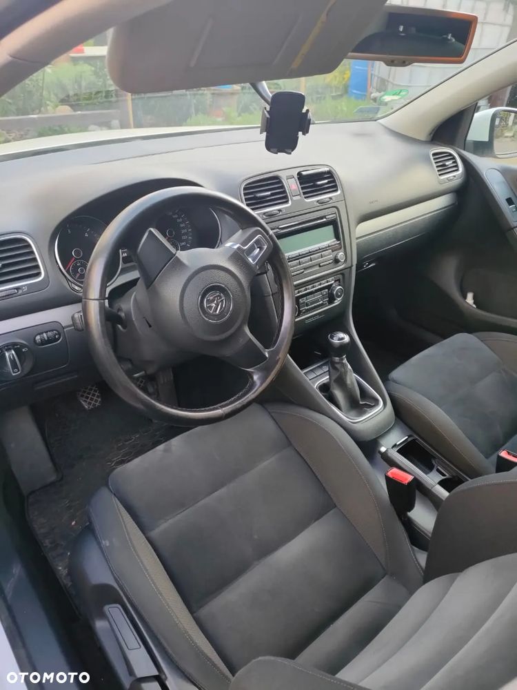 Volkswagen Golf VI 2.0 TDI Highline - 11