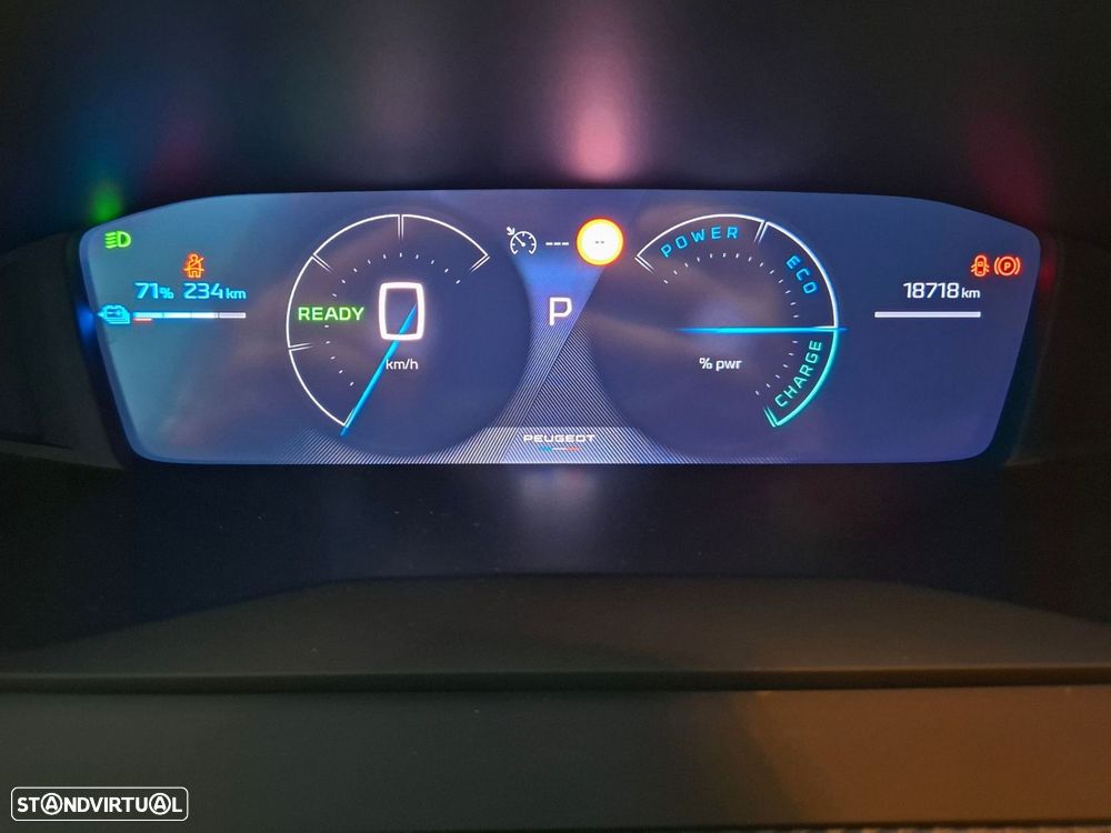 Peugeot e-208 50 kWh Allure - 18