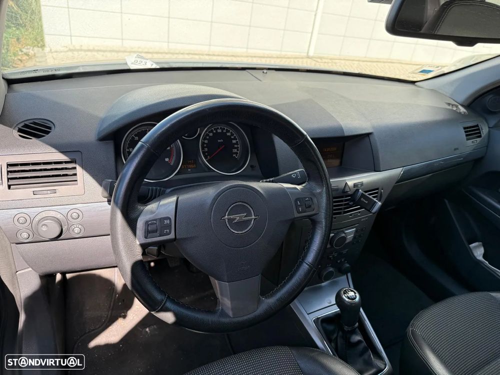 Opel Astra 1.7 CDTi Cosmo M5 - 4