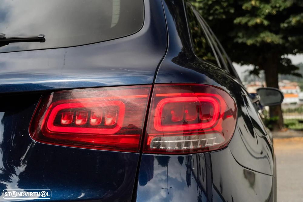 Mercedes-Benz GLC 220 - 54