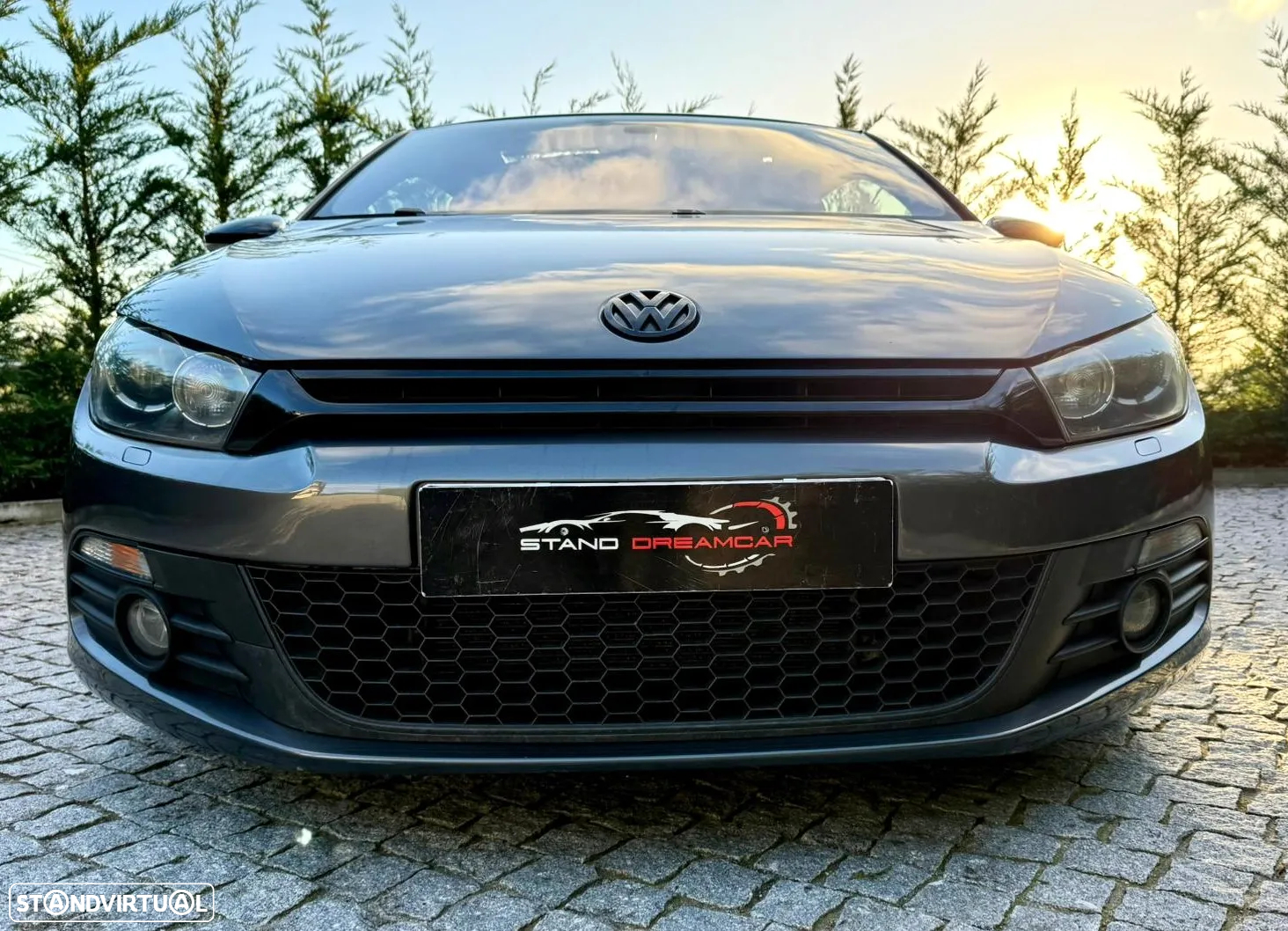 VW Scirocco 2.0 TDI Sport DSG - 2