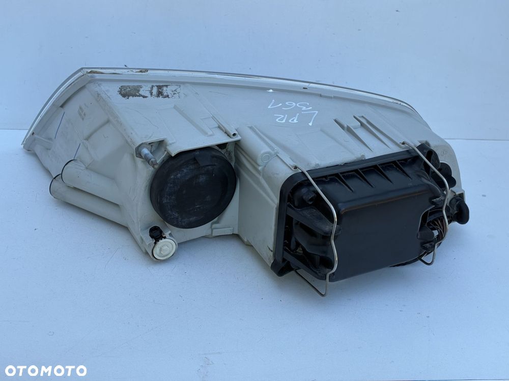SKODA OCTAVIA 2 LAMPA PRZÓD PRZEDNIA PRAWA  EUROPA - 13
