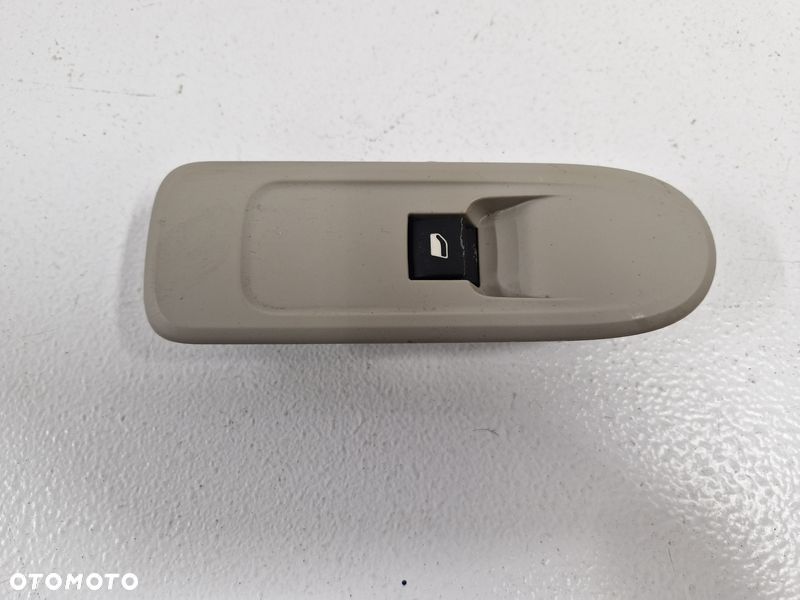 PEUGEOT 508 1 I PRZEŁĄCZNIK PRZYCISK PANEL SZYB PRAWY PRZÓD PRZEDNI 98026388BK - 2