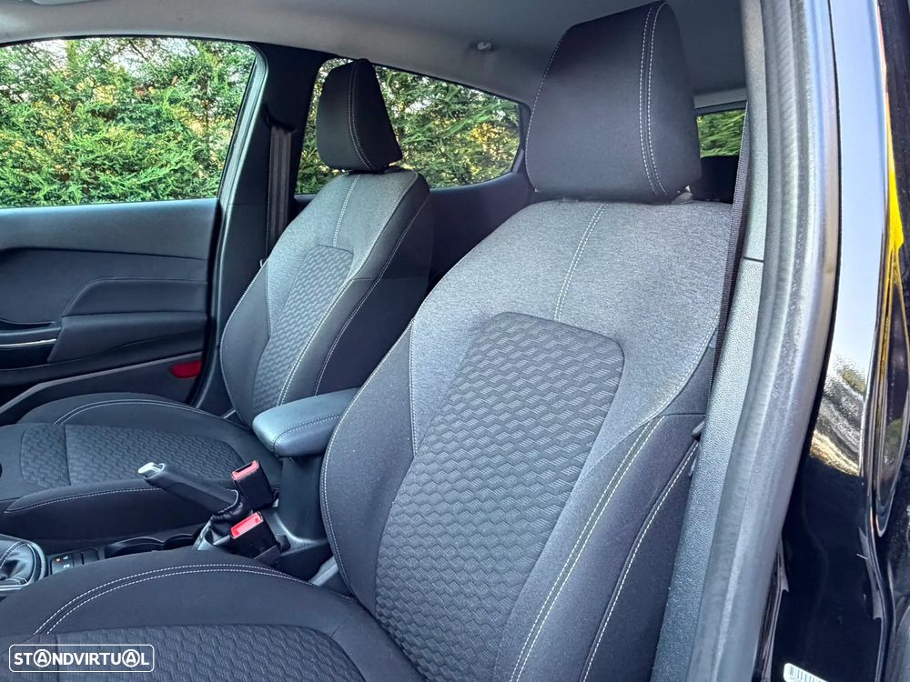 Ford Fiesta 1.0 EcoBoost S&S TITANIUM - 16