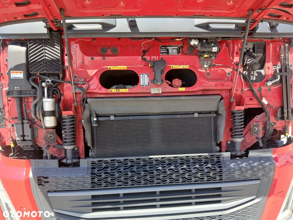 Volvo FH 460 LNG - 10
