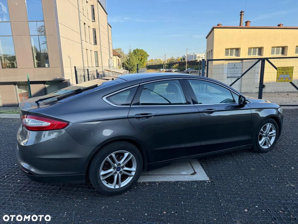 Ford Mondeo - 12