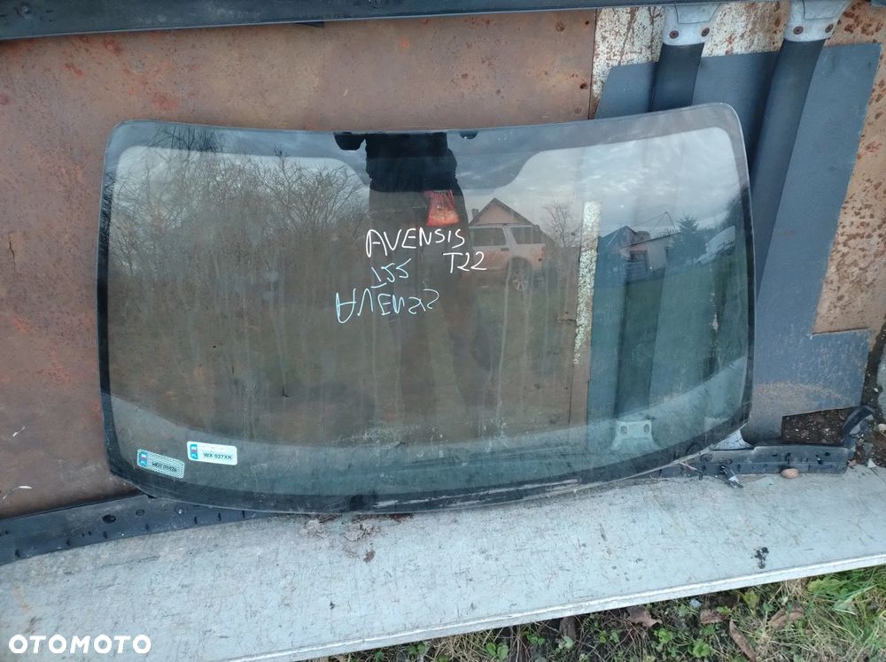TOYOTA AVENSIS T22 szyba przód czołowa grzana - 1
