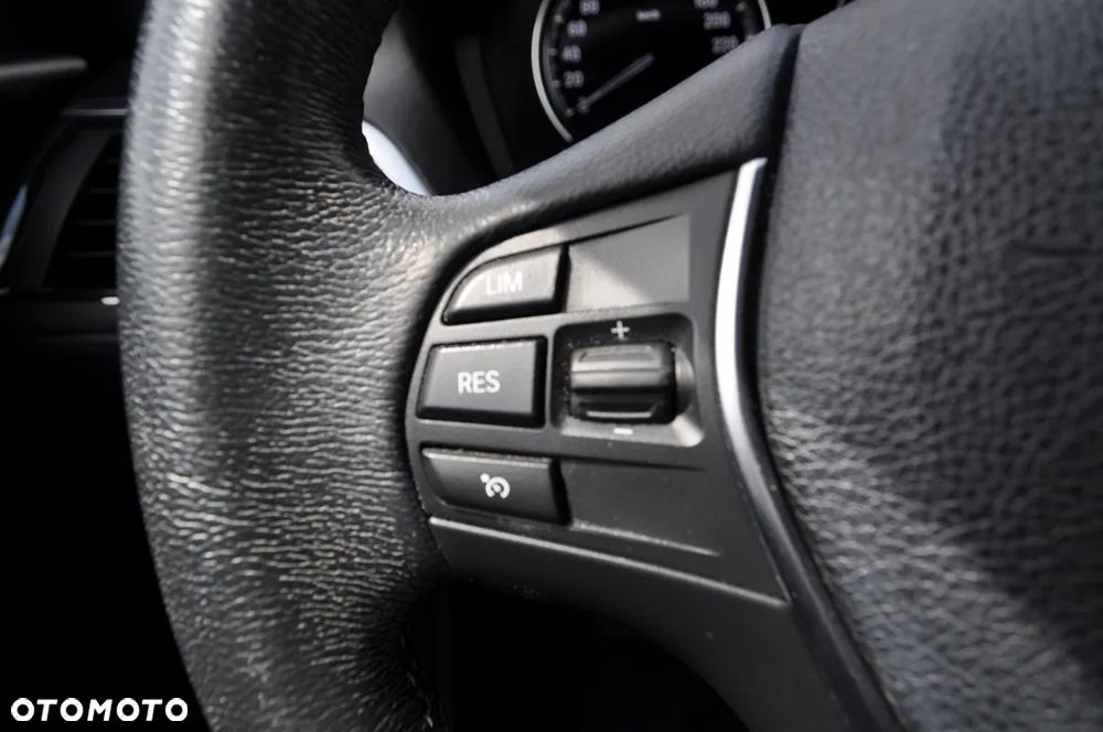 BMW Seria 1 118i GPF Sport Line - 25