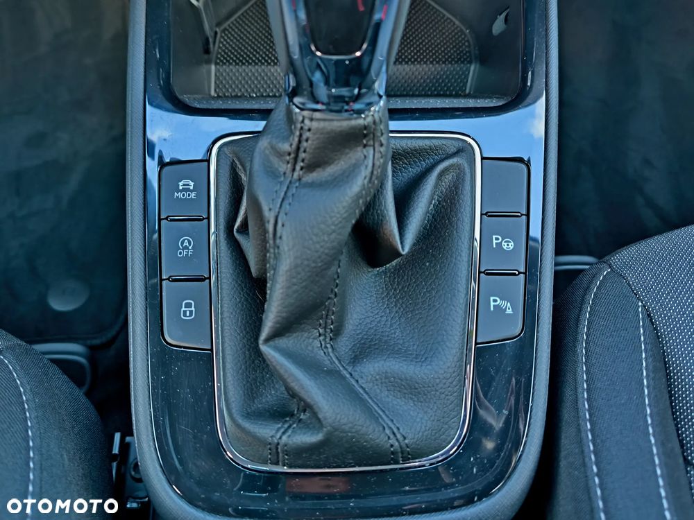 Skoda Fabia 1.0 TSI Selection DSG - 20