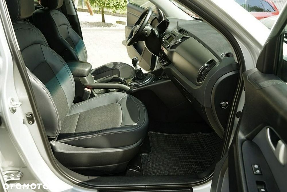 Kia Sportage - 16
