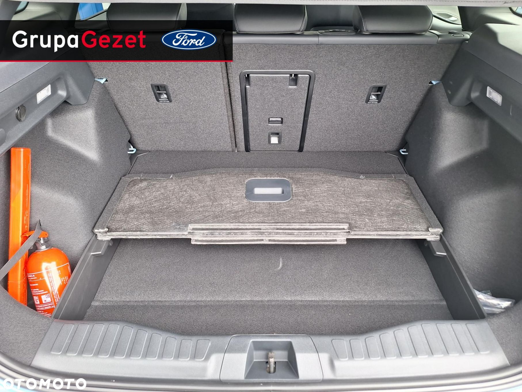 Ford Explorer - 15