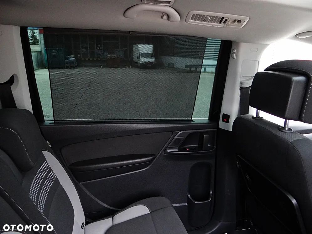 Volkswagen Sharan 2.0 TDI DSG Highline - 36