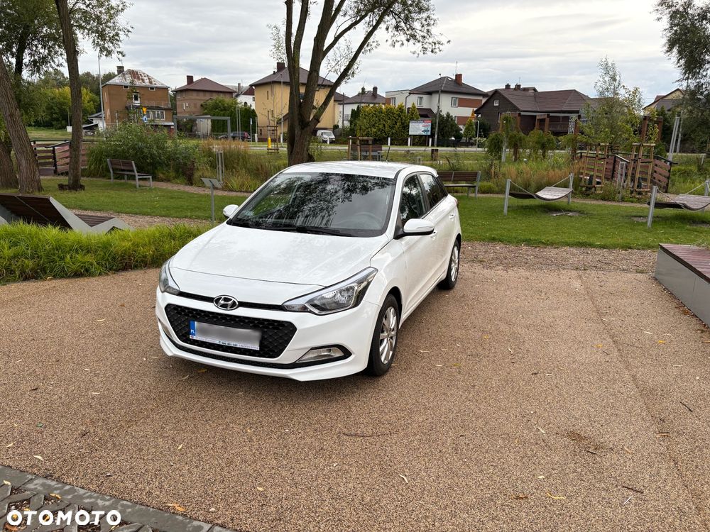 Hyundai i20 1.2 Classic + - 6
