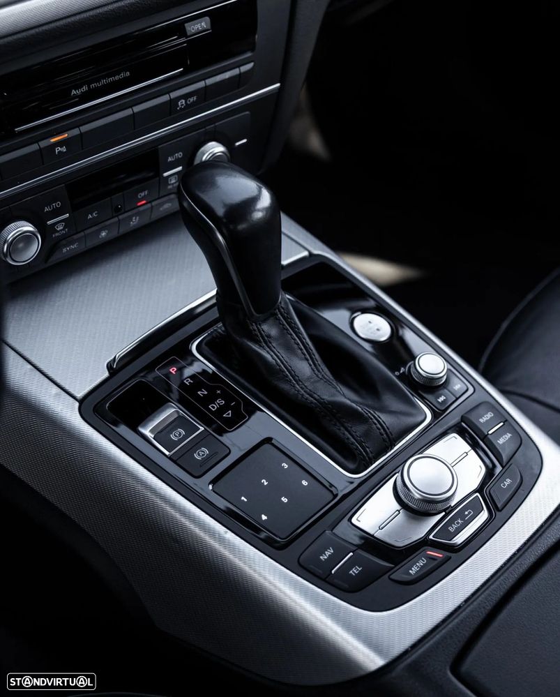 Audi A6 Avant 2.0 TDi Business Line S-line S tronic - 24
