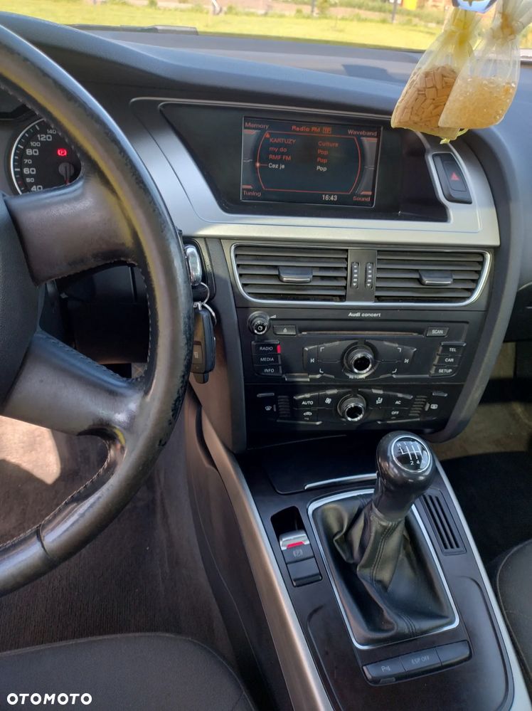 Audi A4 Avant - 15