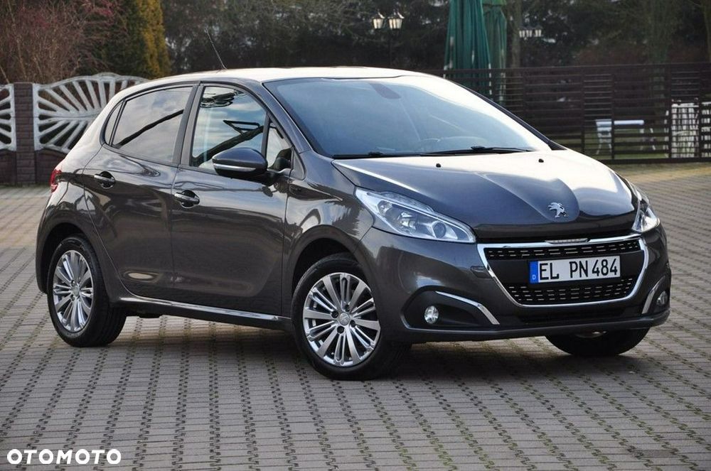 Peugeot 208 PureTech 82 Stop & Start Signature - 18