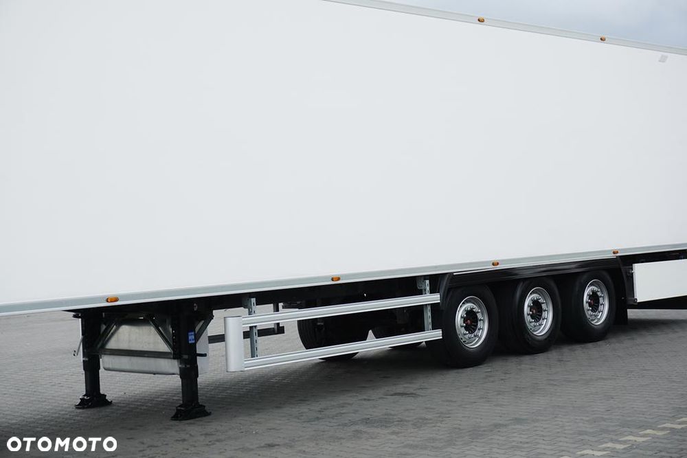 Lamberet / CHŁODNIA / CARRIER 1950 / MULTITEMPERATURA / OŚ PODNOSZONA - 12