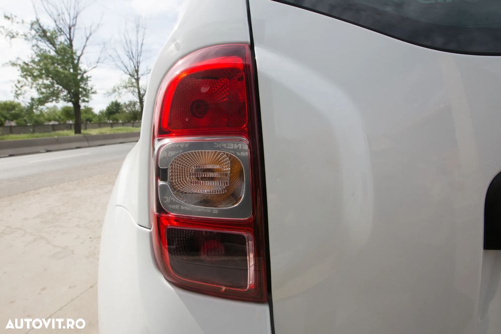 Dacia Duster 1.5 dCi 4x2 Prestige - 15