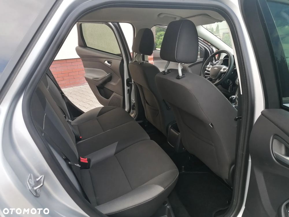 Ford Focus - 16