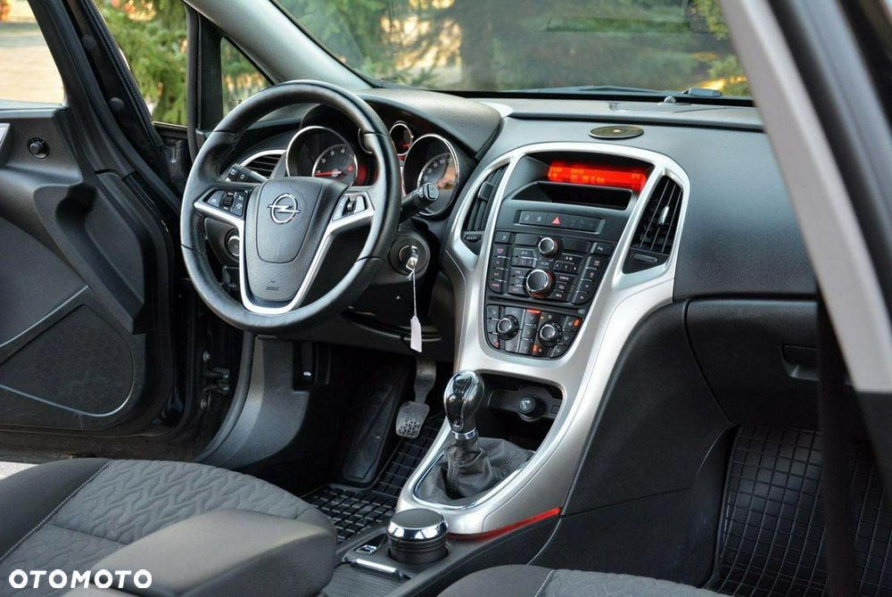 Opel Astra 1.4 Turbo Active - 22