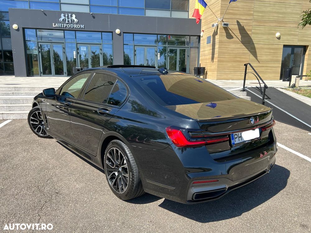 BMW Seria 7 745e - 10