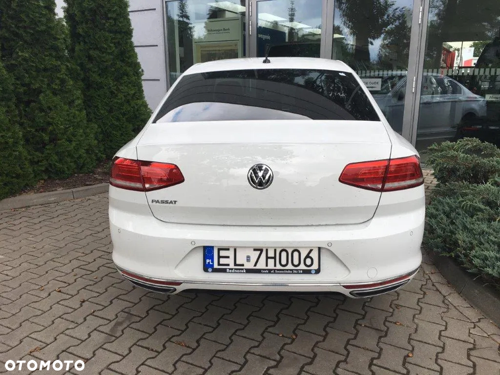 Volkswagen Passat 1.8 TSI BMT Comfortline - 4