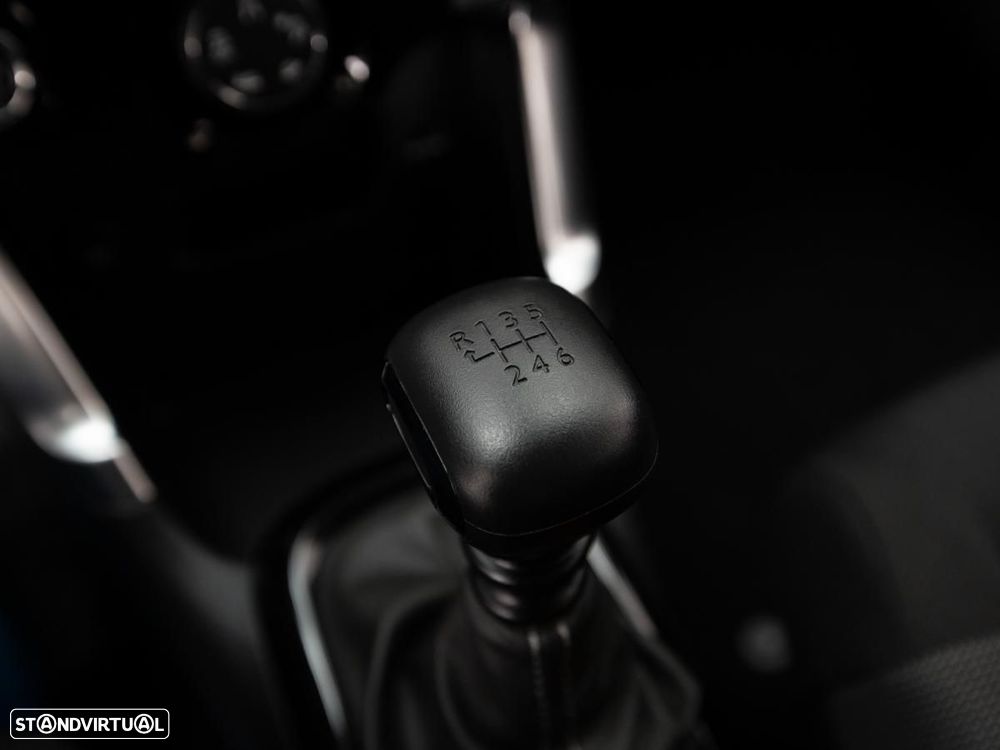 Citroën C3 1.2 PureTech Plus - 16