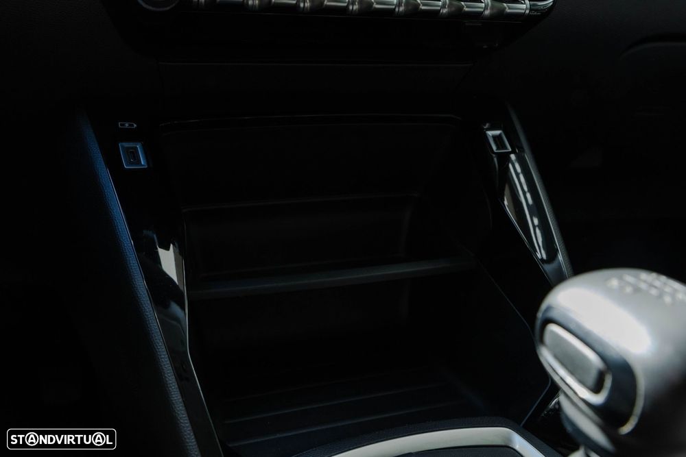 Peugeot 2008 1.2 PureTech Active - 24