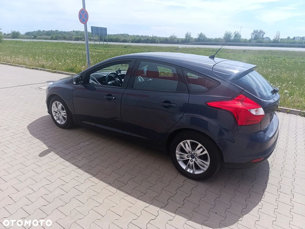 Ford Focus 1.6 TDCi DPF Trend - 8