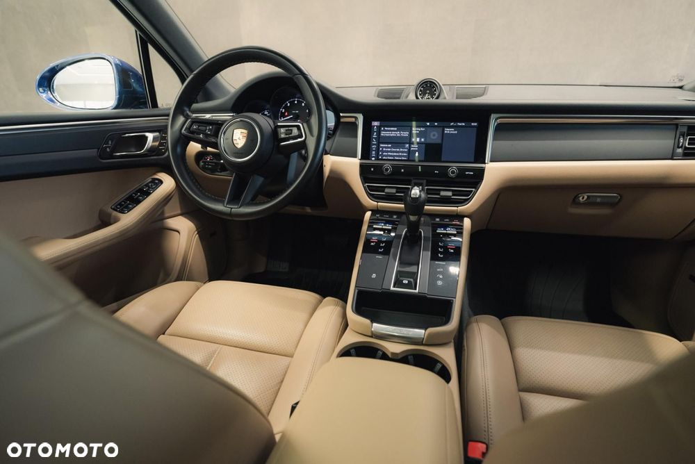 Porsche Macan - 34