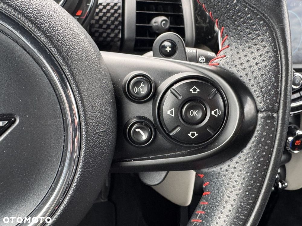 MINI John Cooper Works - 32