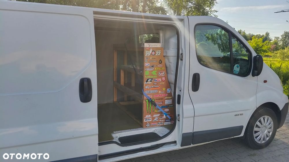 Renault Trafic II - 10