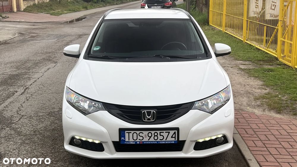 Honda Civic 1.8 i-VTEC Sport - 11