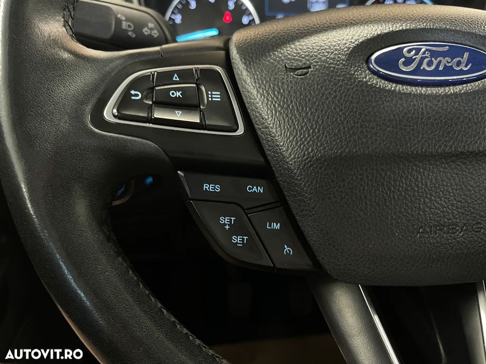 Ford EcoSport 1.0 EcoBoost Titanium - 21