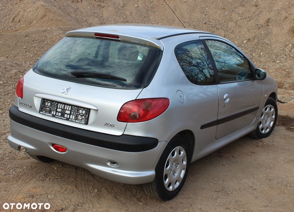 Peugeot 206 - 9