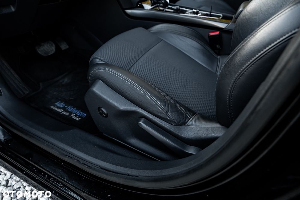 Peugeot 508 Hybrid4 - 19